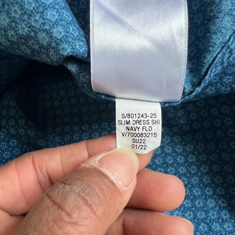 Banana Republic Blue Button-Down Shirt Size XL